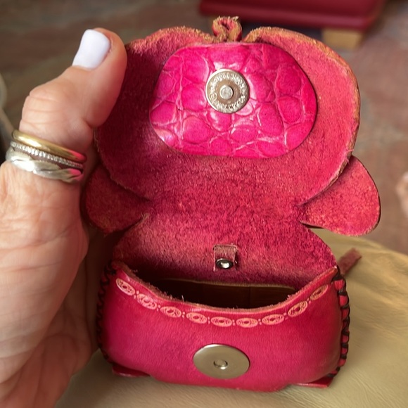 Leather Piggy Coin Key Ring Dark Pink Just Adorable-Handmade - Picture 5 of 12